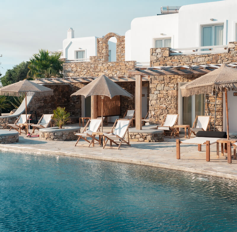 Deluxe Pool View Quadruple